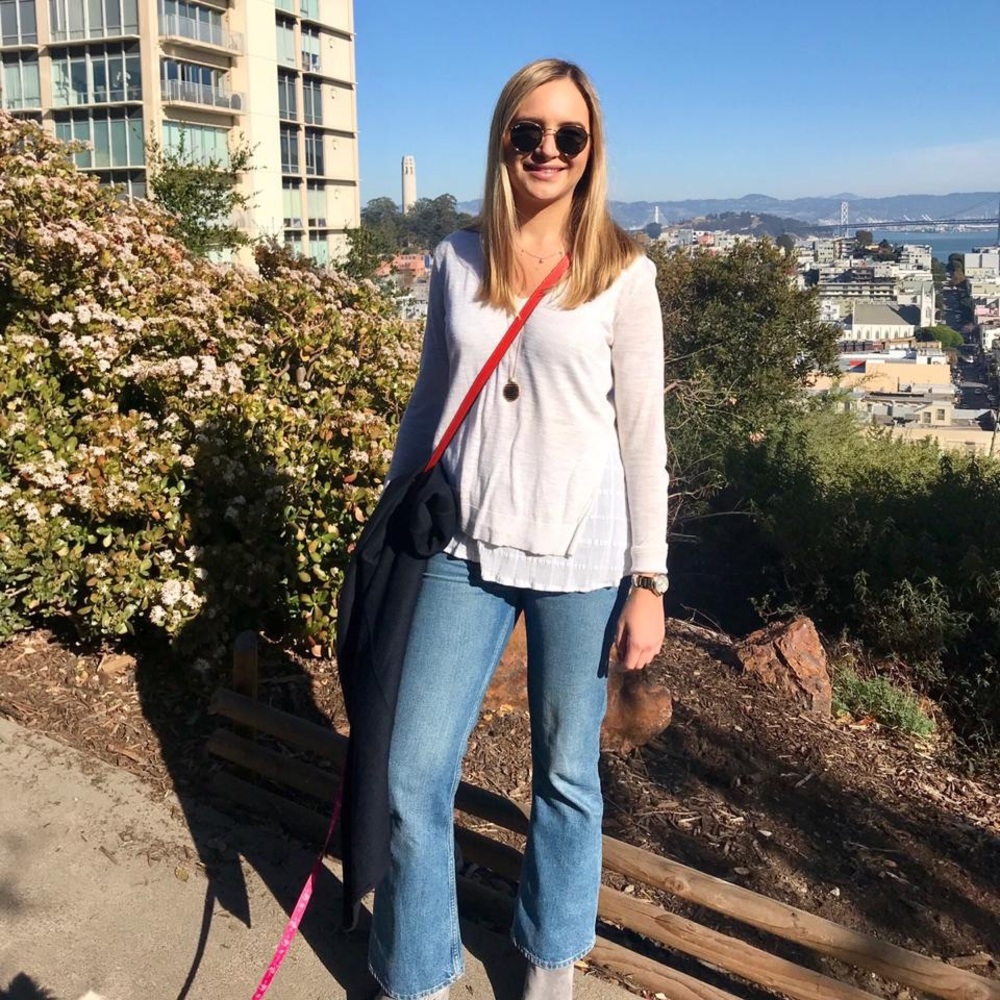 Meet your Posher, Leticia